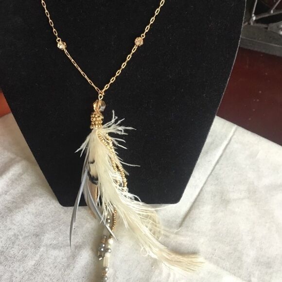 $8 ea or 3/$15 Goldtone Chain Crystals & Feather - Picture 1 of 5